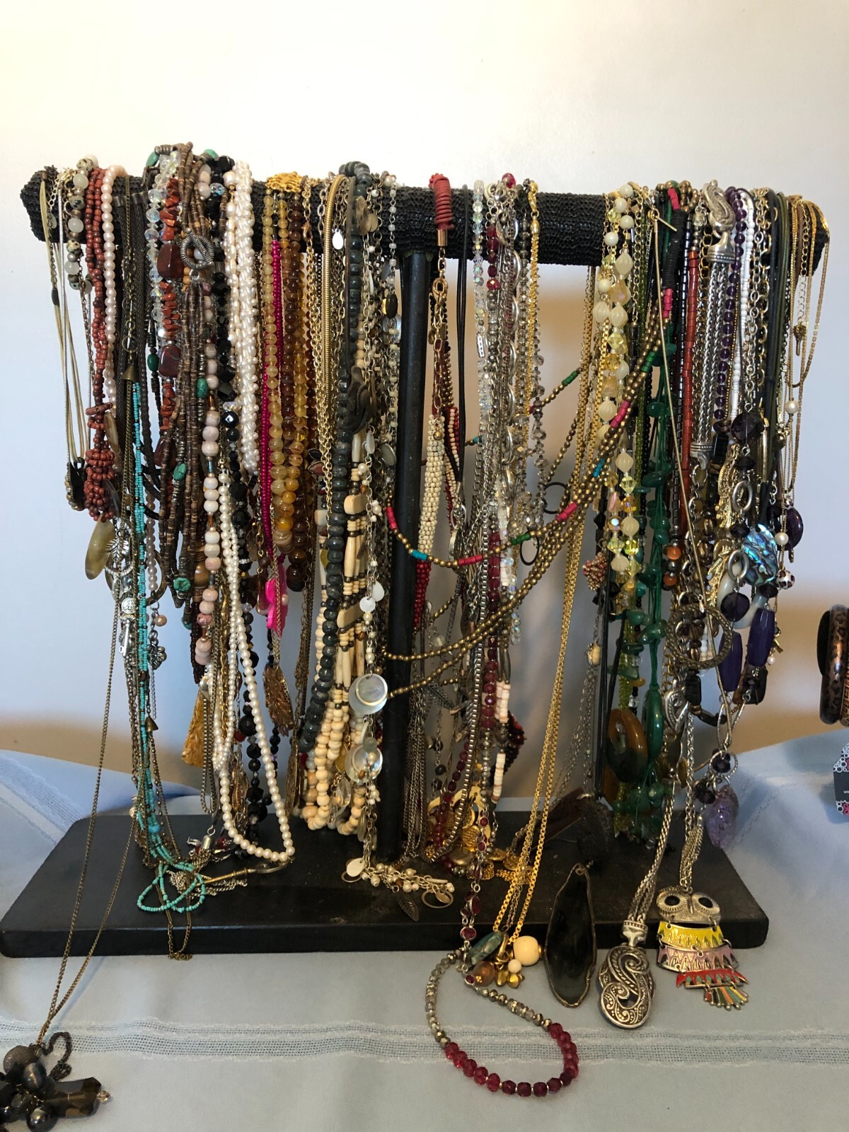 1/2 Pound Vintage To Modern COSTUME JEWELRY Lot. All Wearable!! Beautiful Pieces