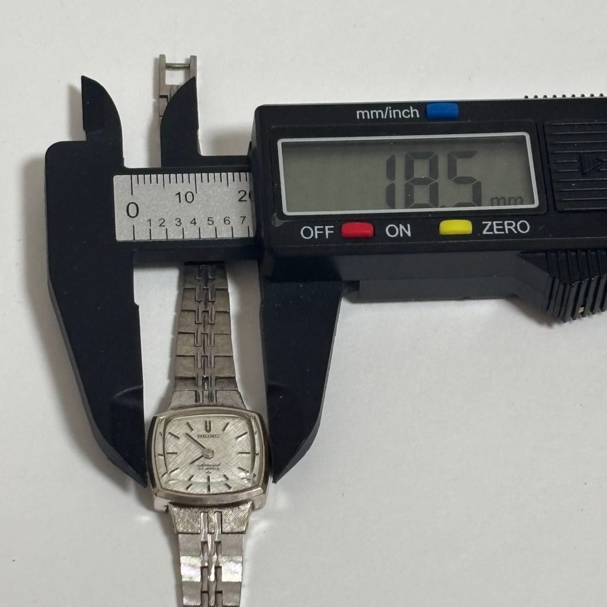 Working SEIKO Special 23JEWELS Women’s Hand Wound Watch