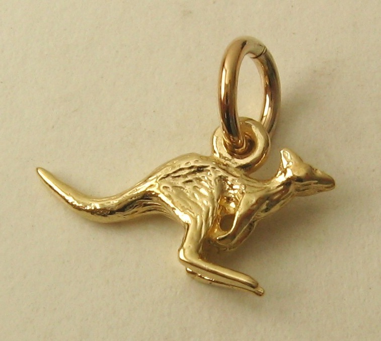 SOLID 9K 9ct Yellow GOLD 3D KANGAROO JOEY AUSTRALIAN ANIMAL Charm/PENDANT