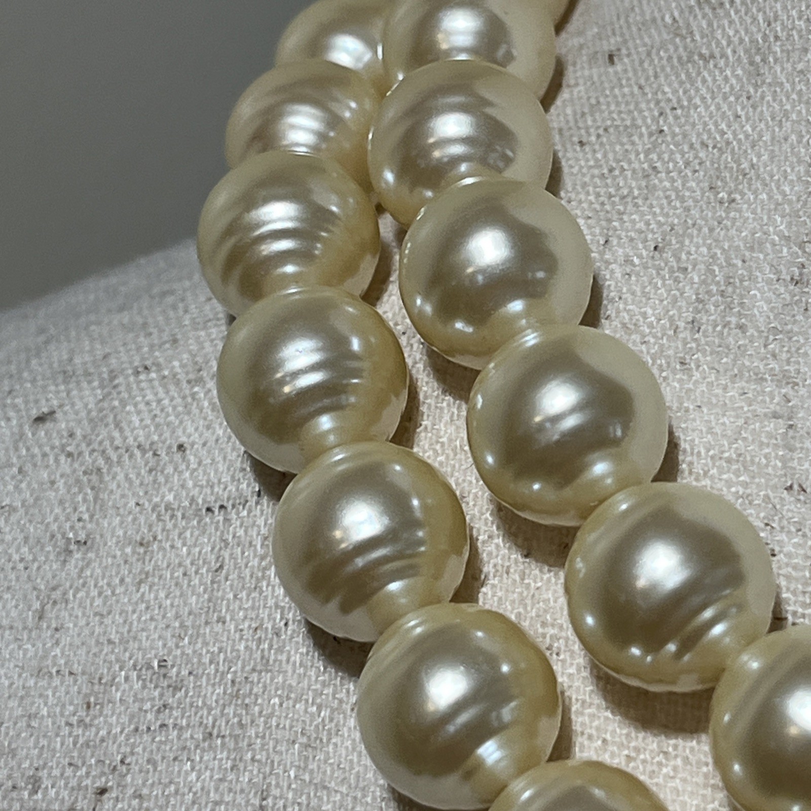 Vintage Champagne Cream Faux Ringed Pearl 2 Strand Necklace Large Pearls