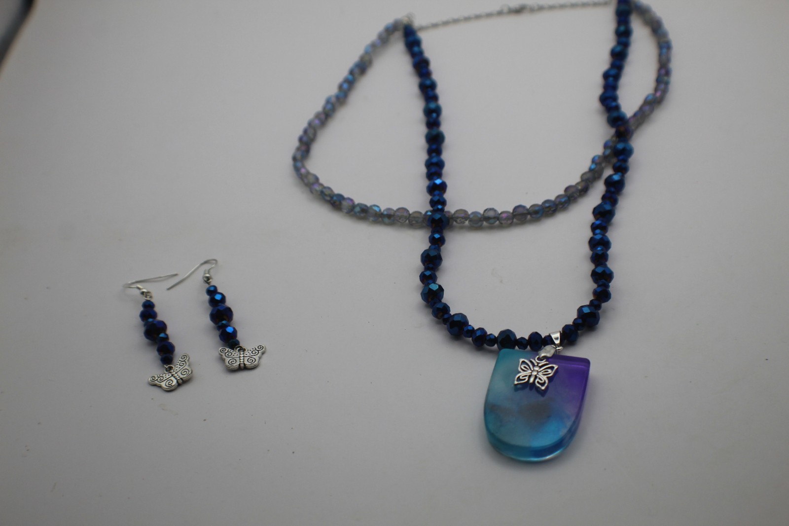 Beautiful Butterfly And Resin Pendant With Matching Beaded Earrings