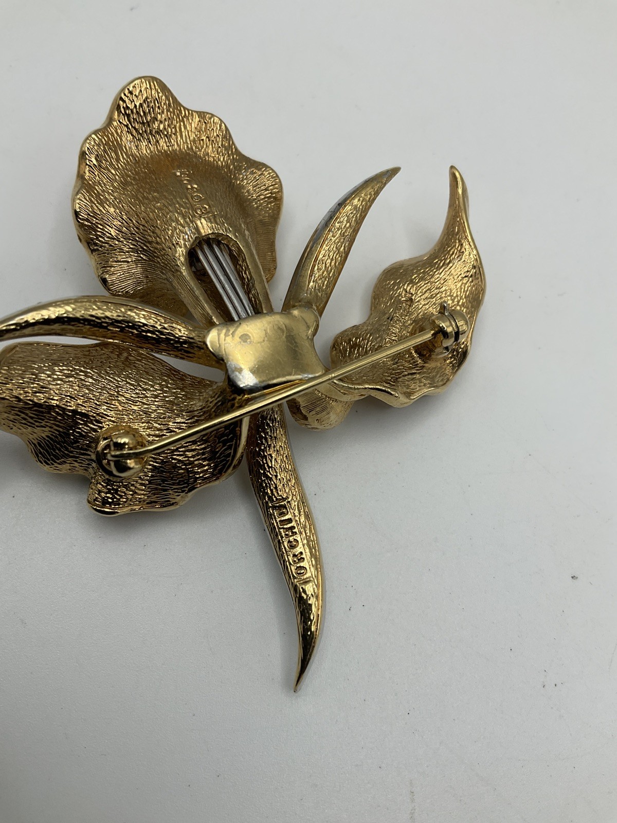 Vintage RARE Signed BOUCHER Brushed Gold Tone ORCHID Rhinestone Brooch Pin