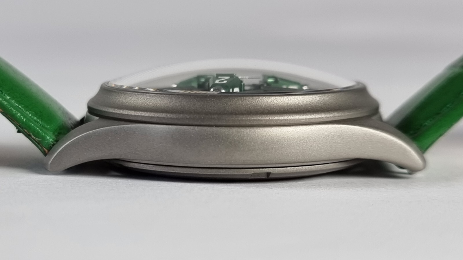 OLTO-8 KING Titanium Green wandering hour automatic watch