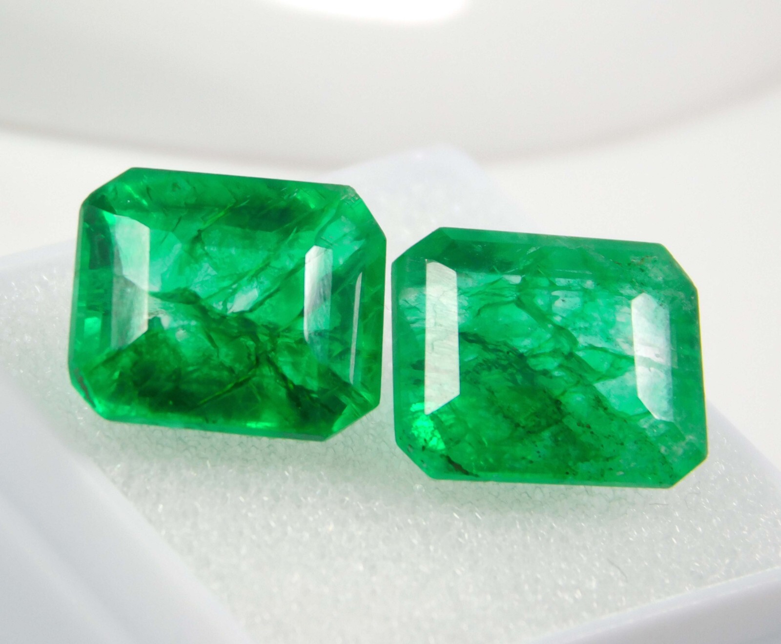 Natural Colombian Green Emerald 12.70 Ct Emerald Cut Certified Loose Gems (Pair)