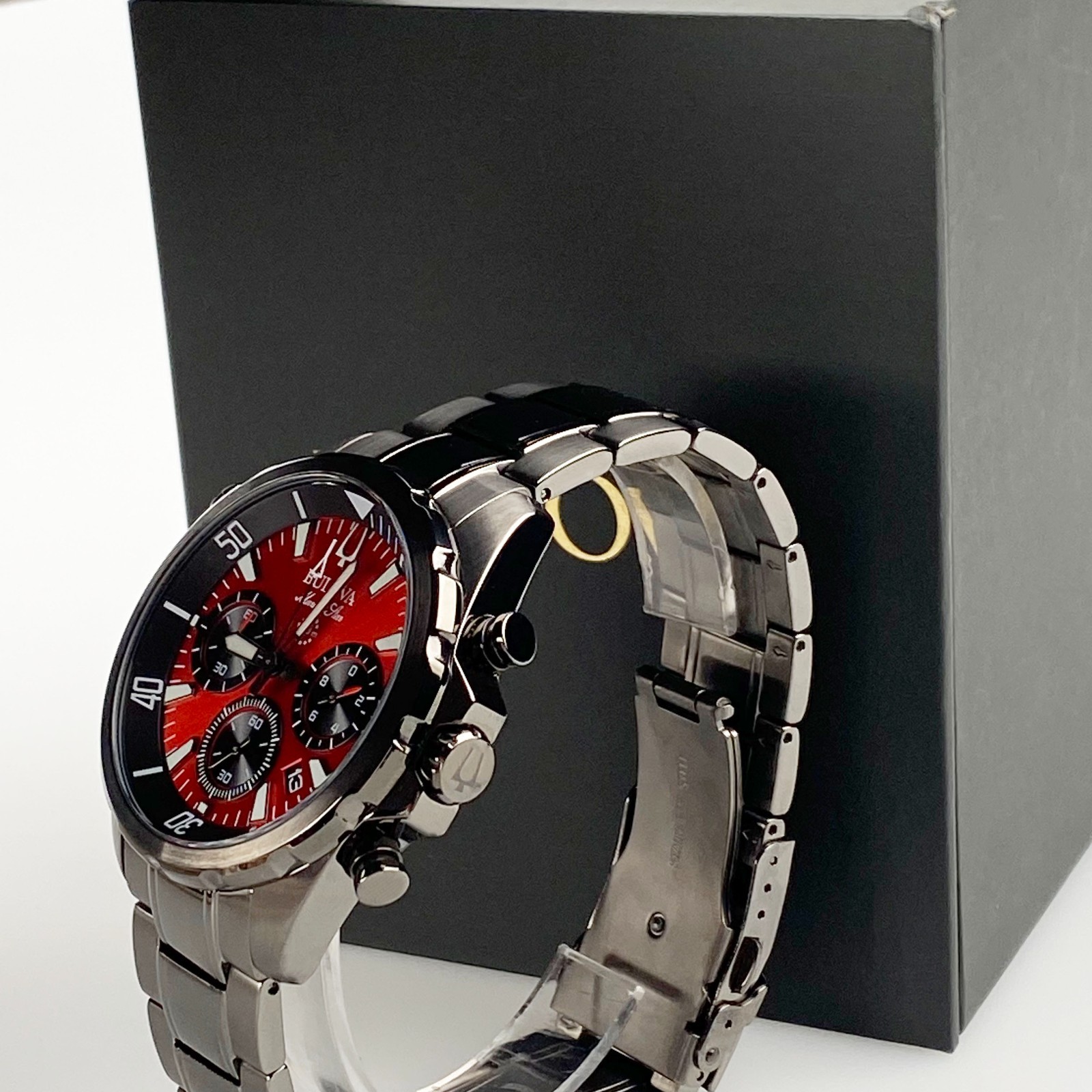 New Bulova 43 mm Marine Star Red Dial Men’s Quartz Chronograph Watch 98B350