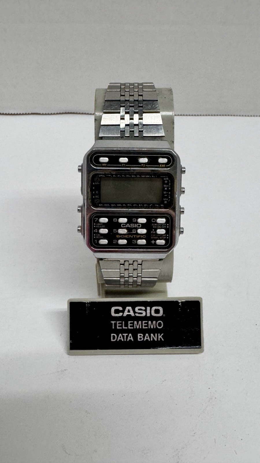 Casio CFX-200 Scientific Calculator Watch Vintage 197 Model, Made in Japan 1983