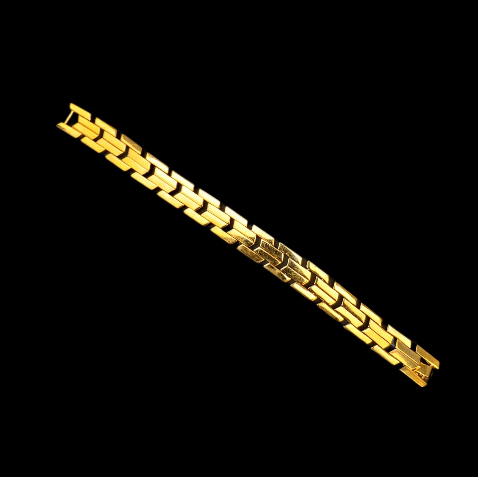 7.5″ PVD Gold Arrow Style Tone Hidden Bar Link Bracelet w Fold over Link Clasp