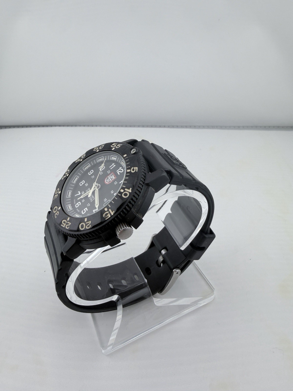 Luminox Navy SEAL 3000/3900 V3 Swiss Quartz 200M Black Dive Watch Runs Great