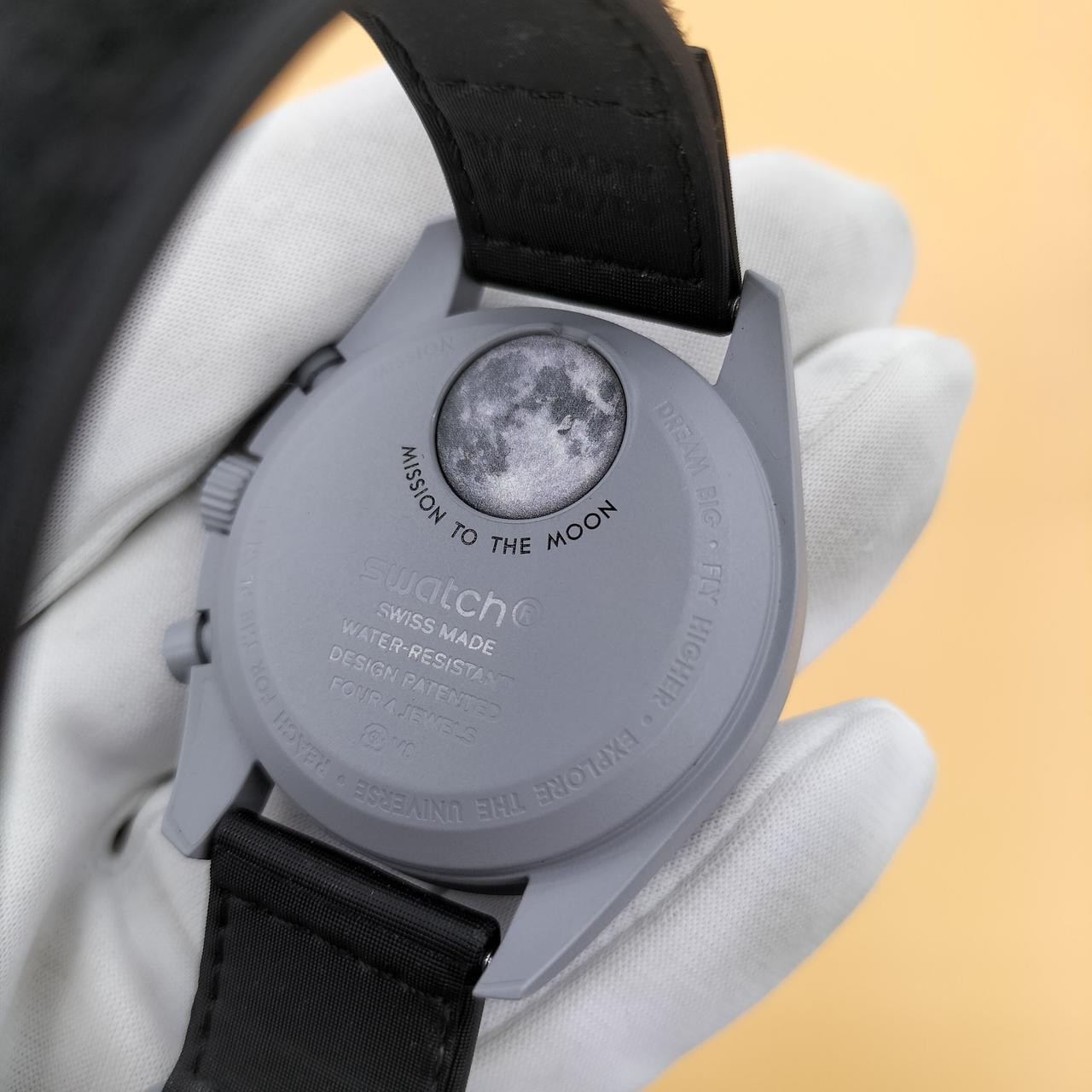 Omega x Swatch MoonSwatch Mission to Moon Omega Swatch SO33M100 Bioceramic Quart