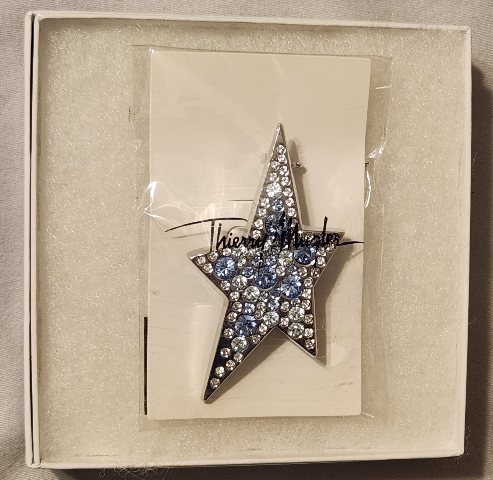 Rare Style New Thierry Mugler Star PIN Brooch Silver w/ Blue & White Crystals