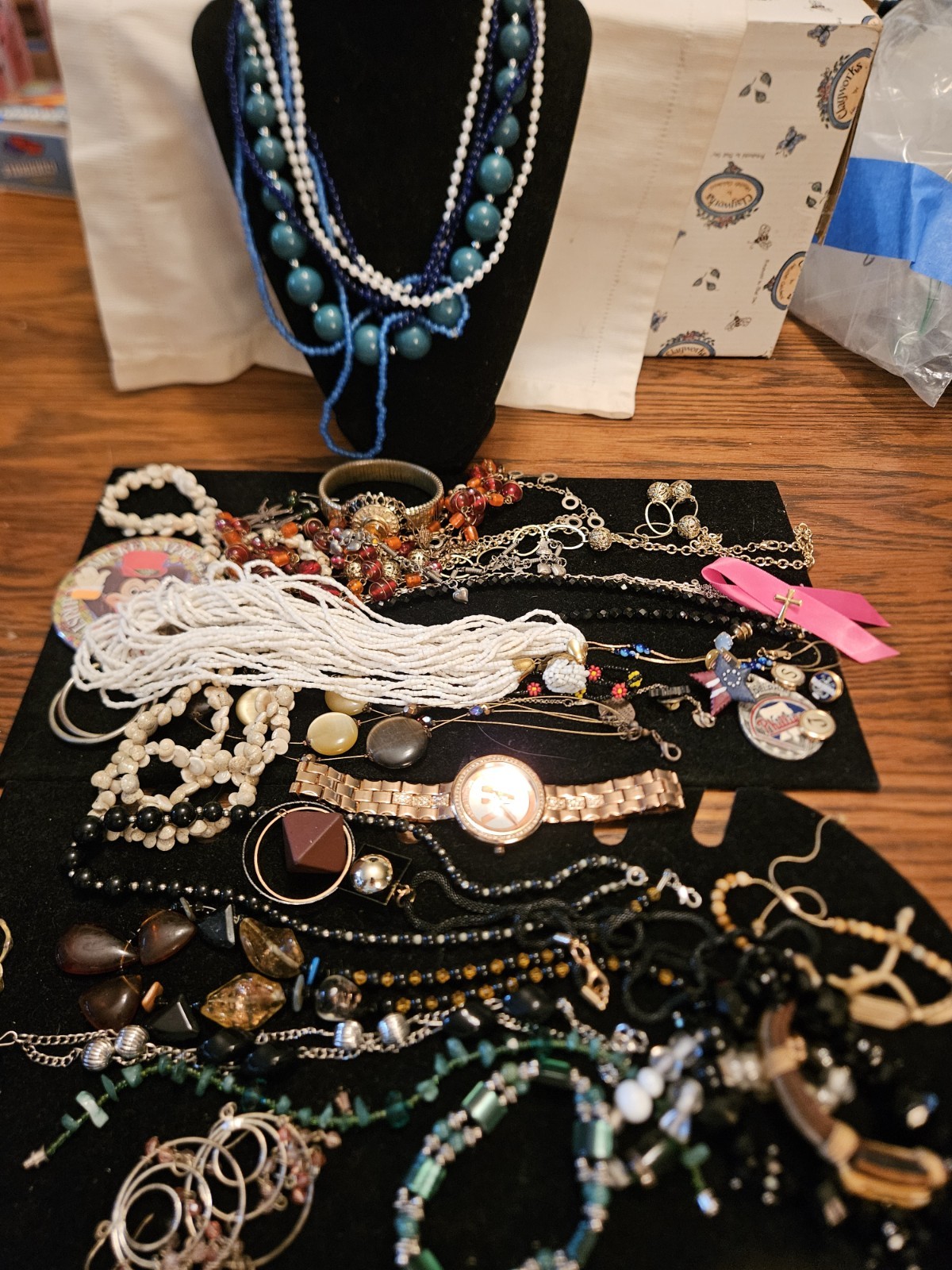 Vintage Lot Jewelry Wear Repair Craft Beads Glass Watch Plastic Metal Shell