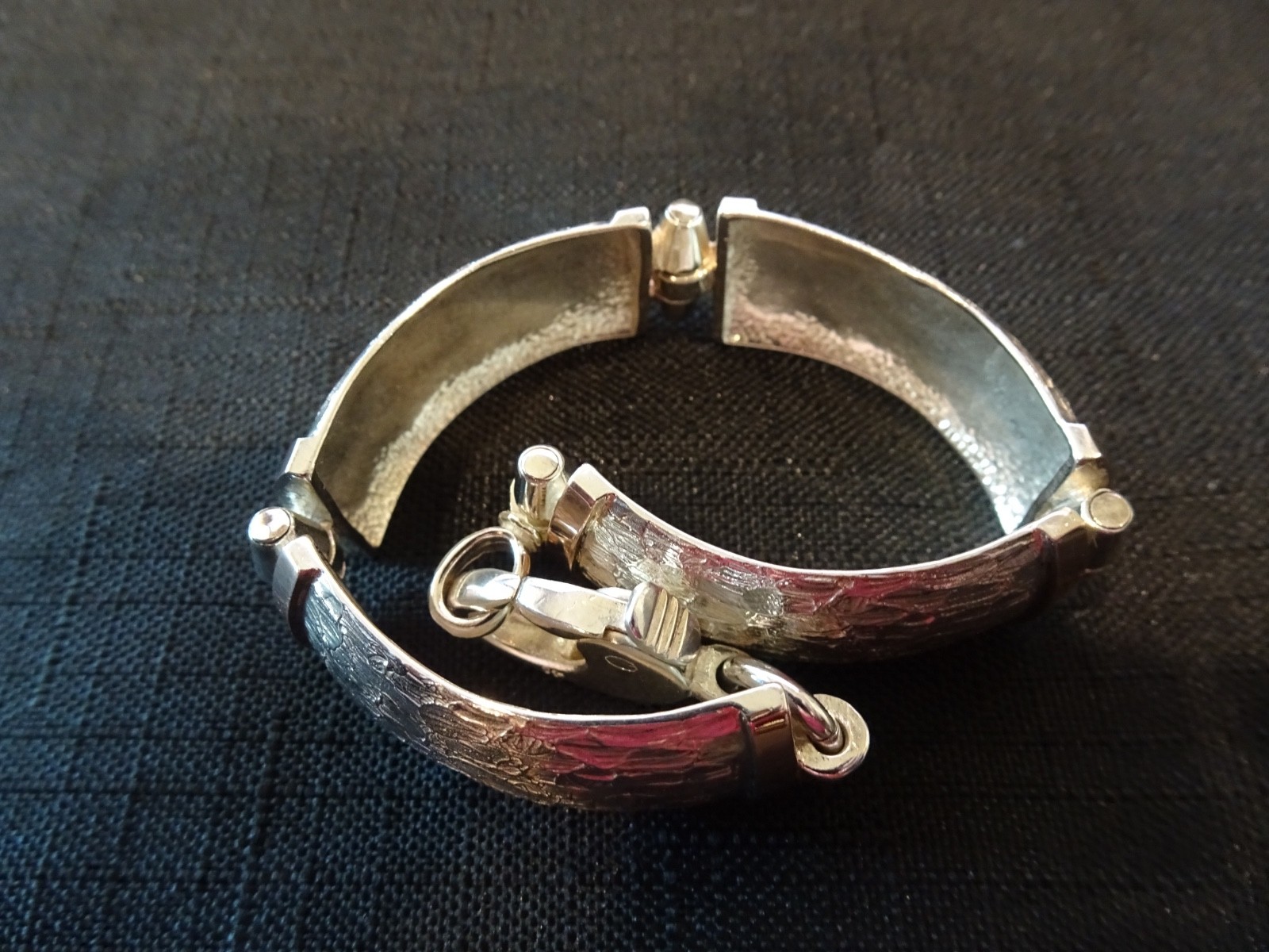 #779 SP-925 4-SECTION BANGLE LINK BRACELET-FANCY–READY FOR A QUEEN