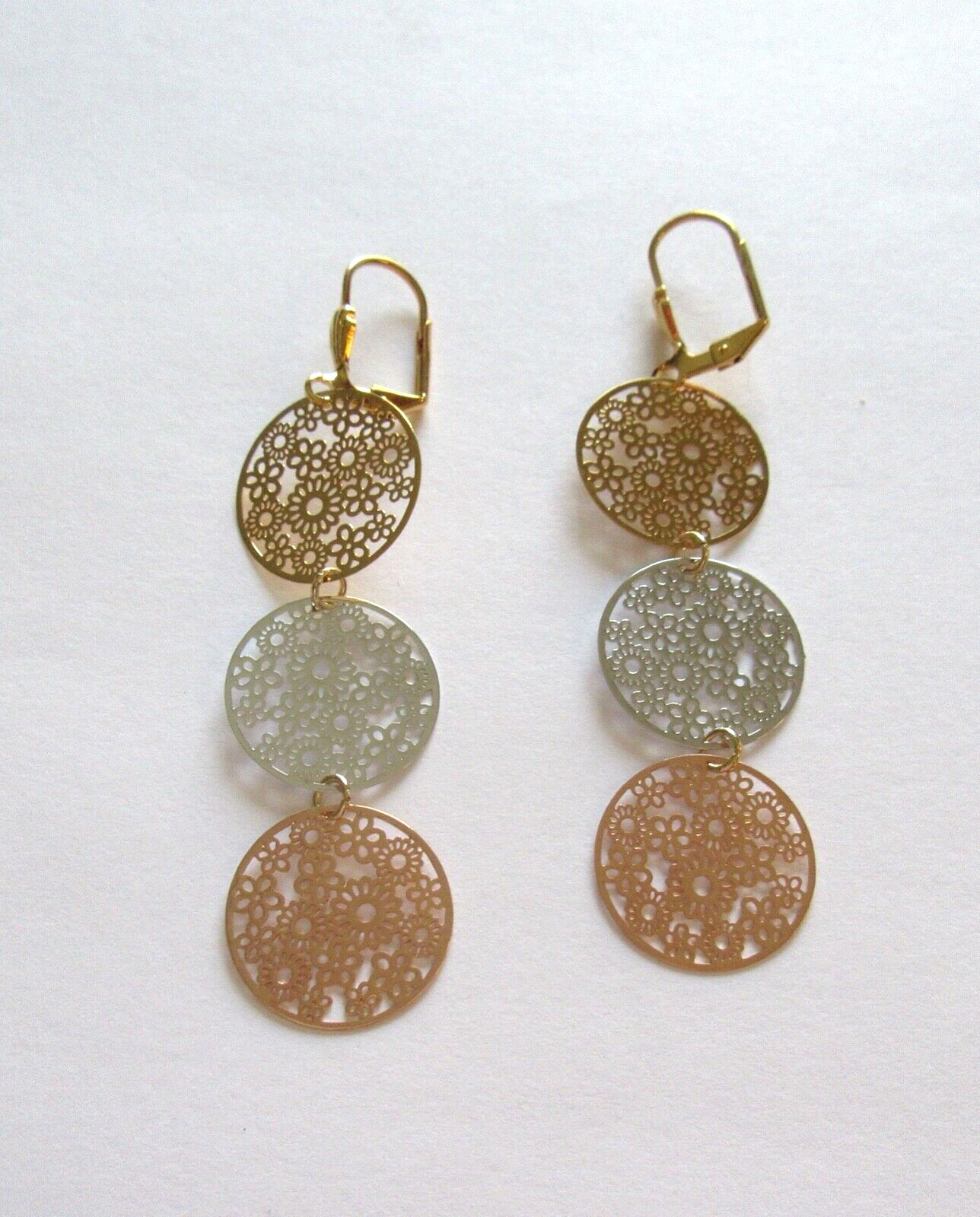 Fashion Earrings 18K gold plated- circles with flowers -yellow, white rose gold