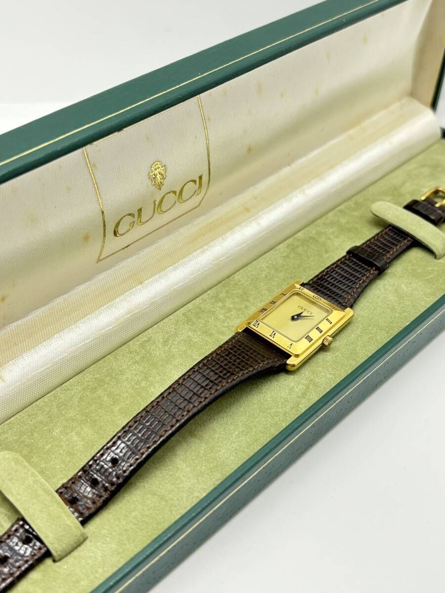 Working Item GUCCI 4200L Ladies Watch Quartz Square Case Gold 24092302zaiko From