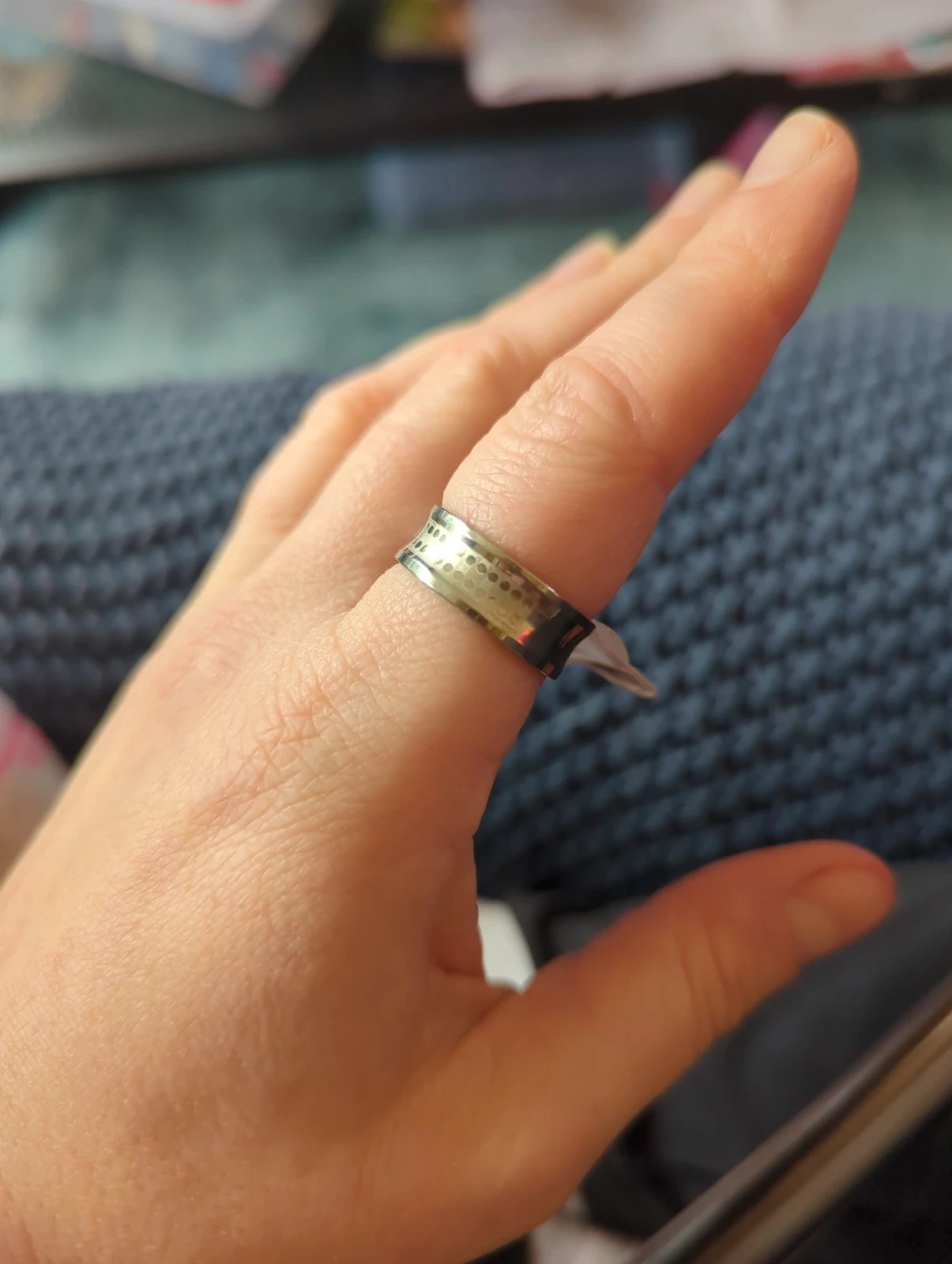 Stainless steel concave etched ring UK R 1/2