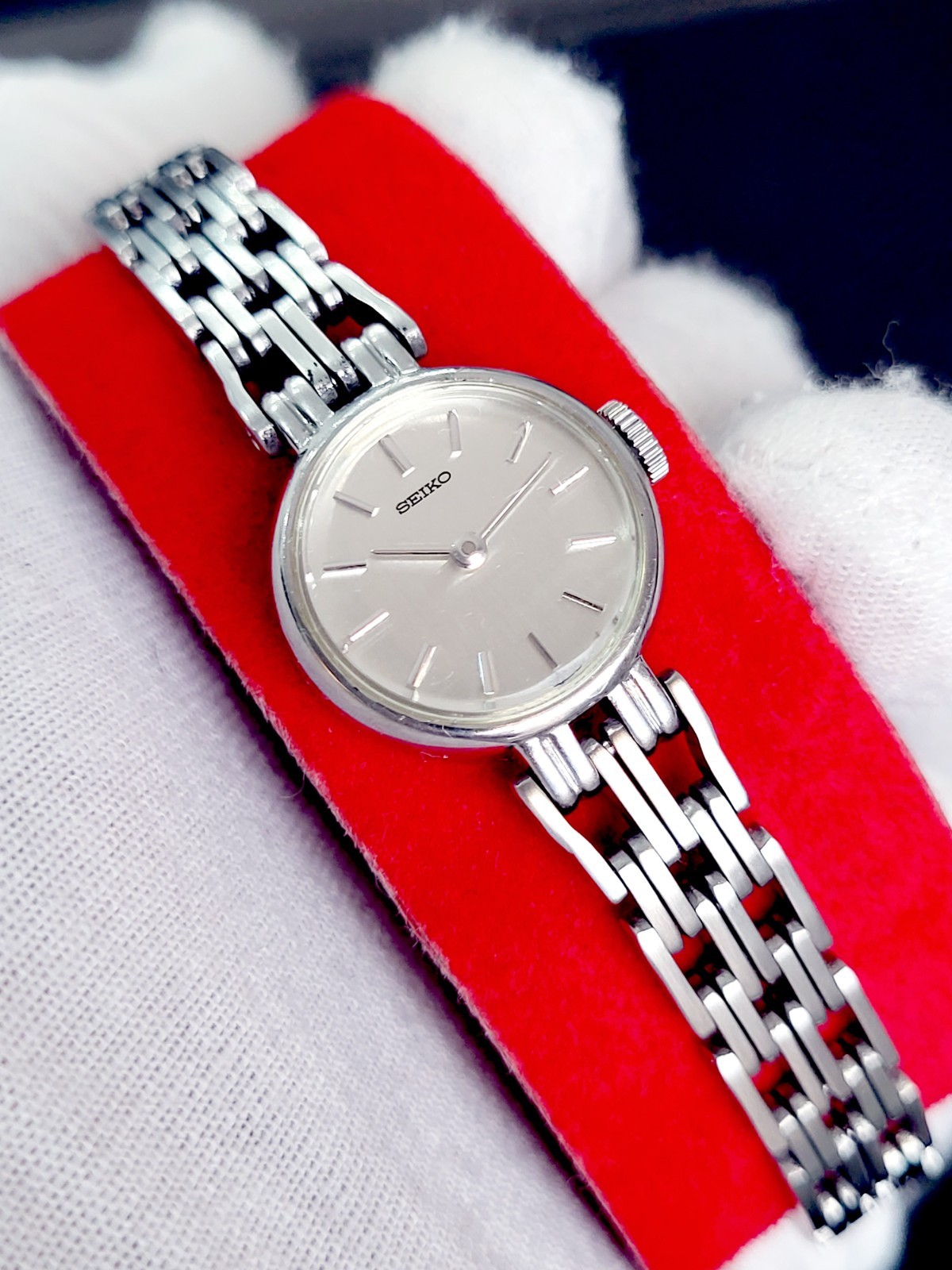 Seiko Ladies Mechanical 18mm Watch Ref. 1100-1400 Manual Wind Japan 1971 Works