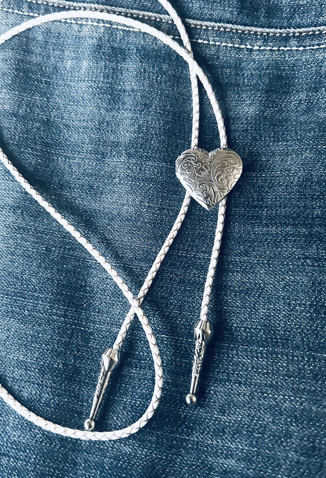 Vintage Style Heart Locket Bolo Tie White Leather Cord FREE SHIPPING