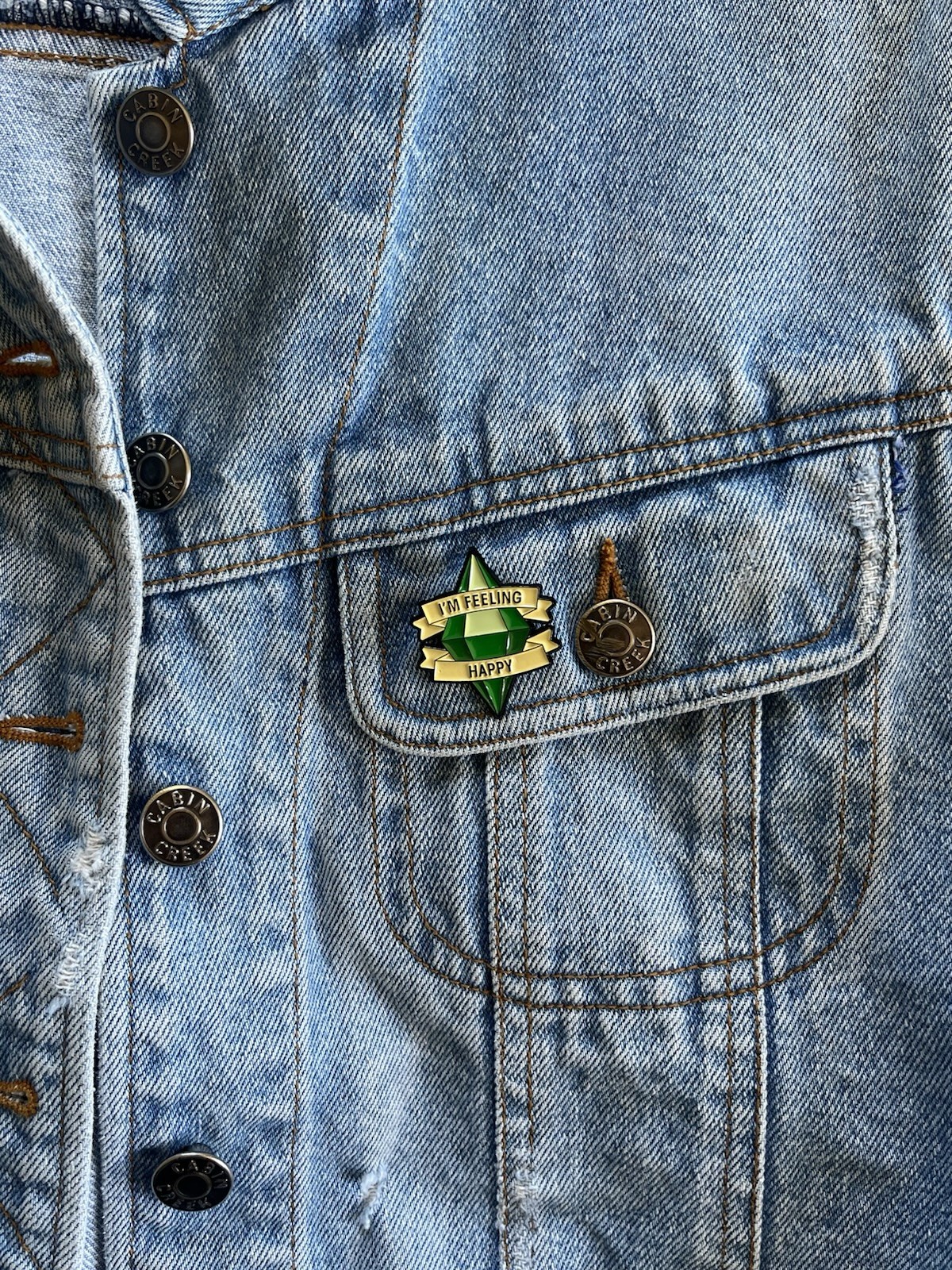 The Sims – PlumbBomb Icon “I’m Feeling Happy” Simlish Video Games Enamel Pin