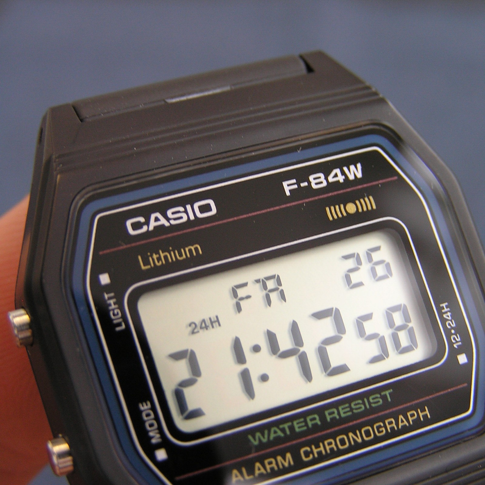 [UK STOCK!] CASIO F-84W-1QJH DIGITAL WATCH – Japan Exclusive Model Imported!