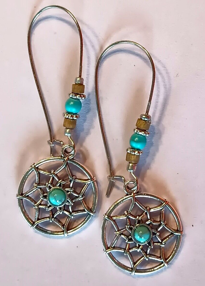 Simulated TURQUOISE DREAMCATCHER earring beaded KIDNEY WIRE SP29