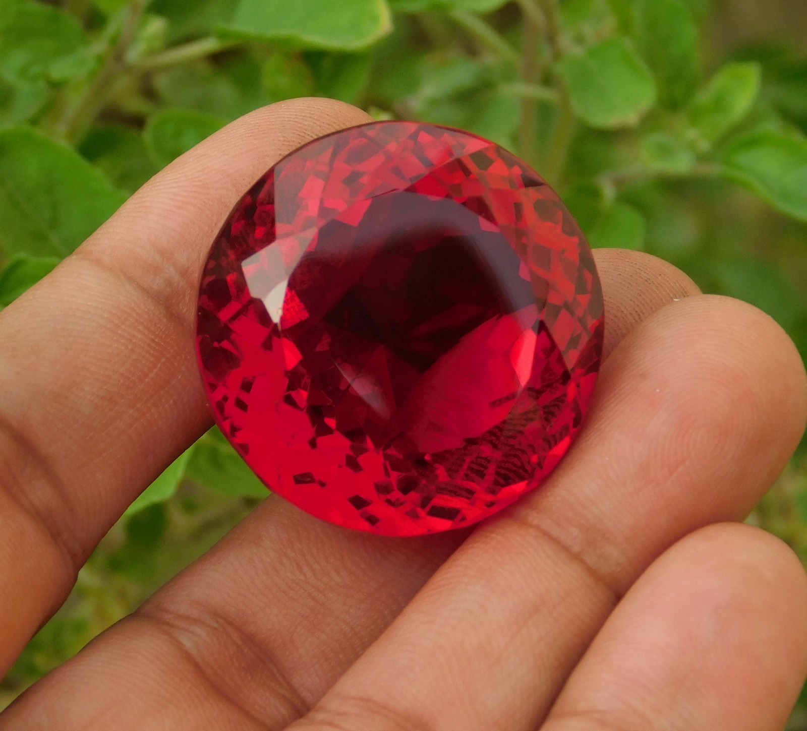 86.40cts. Natural Round Cut Translucent Madagascar Red Ruby Loose Gemstone
