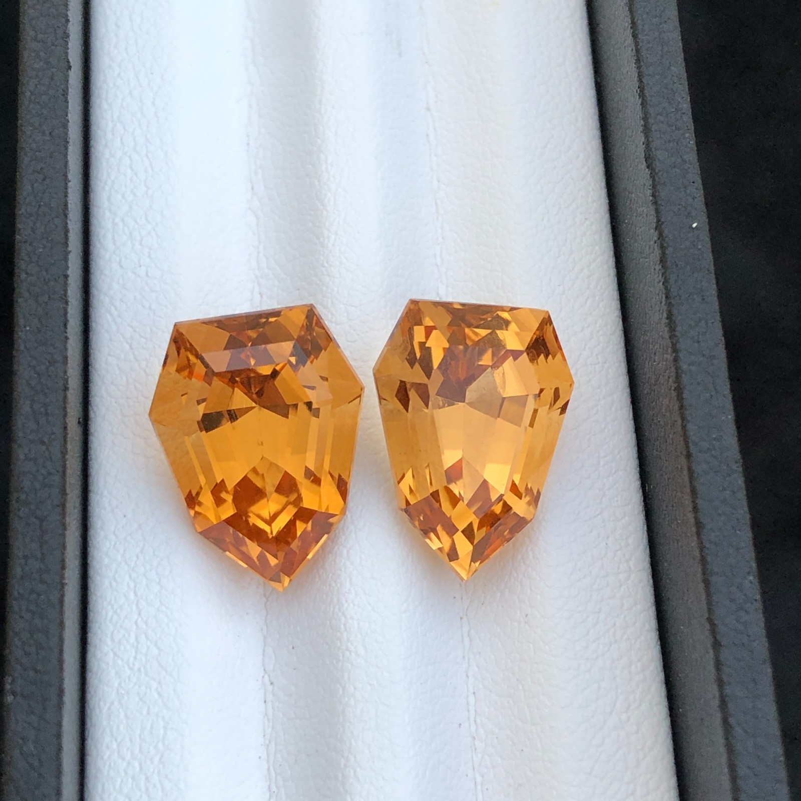 21.75 Carat Yellow Citrine Brazilian Natural Fancy Cut Loose Gemstone