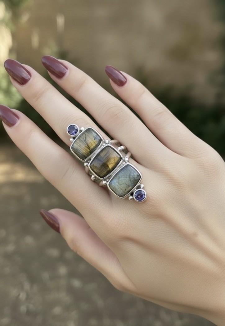 Sajen 925 Sterling Silver Labradorite and Amethyst Ring Size 9