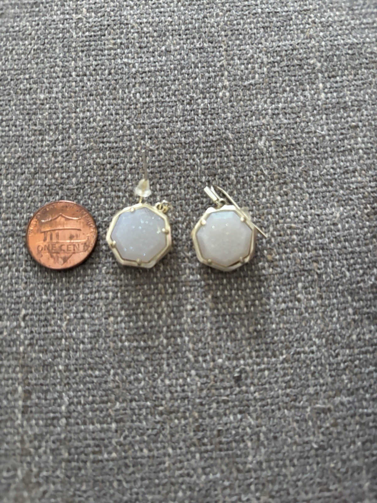 Kendra Scott Gold Tone Necklace & Earrings Set White Sparkly Octagon Stones