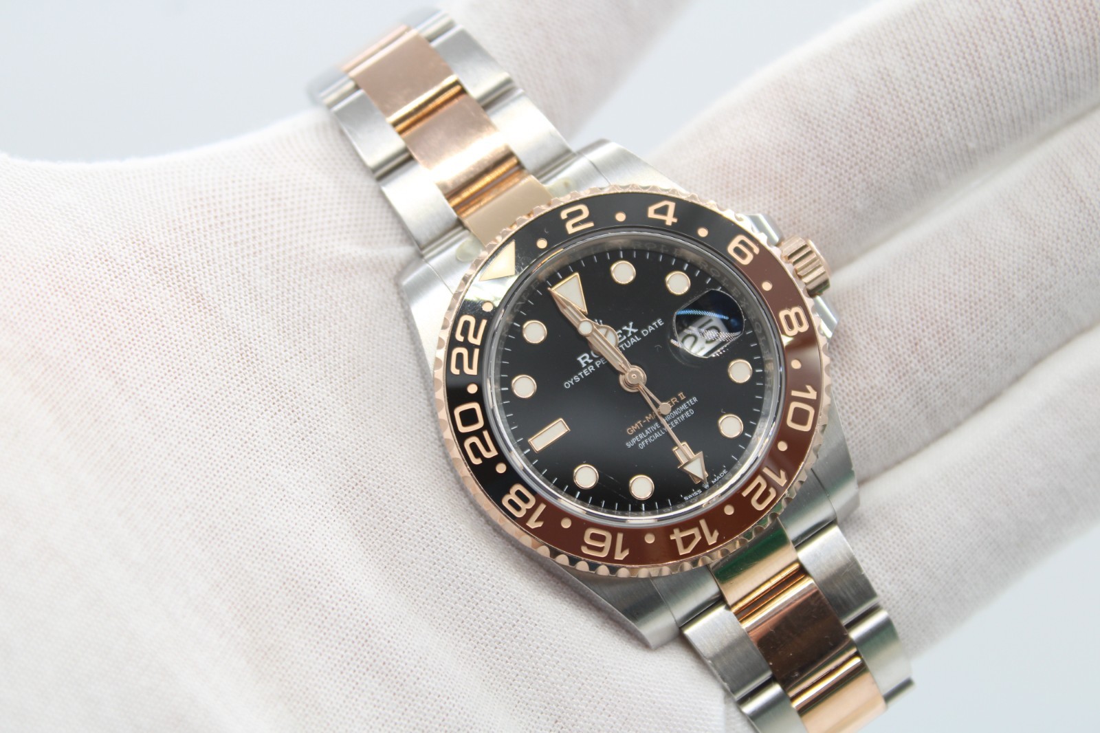 Rolex GMT-Master II 126711CHNR Root Beer 40mm Oystersteel Everose 2021 Box & Pap