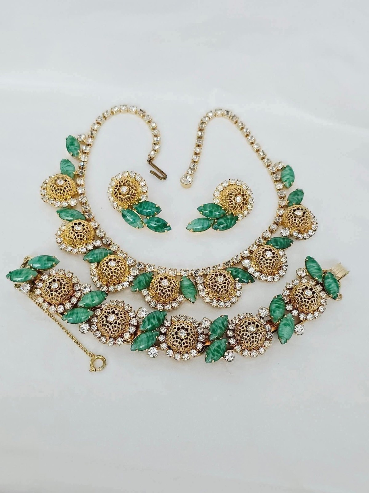 Vintage Verified JULIANA Green Peking Glass Bracelet Necklace Earrings Set