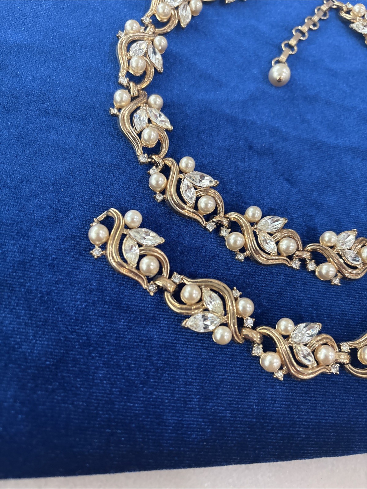 Vintage Midcentury Jewelry Set Signed Trifari. Goldtone, Faux Pearl & Rhinestone
