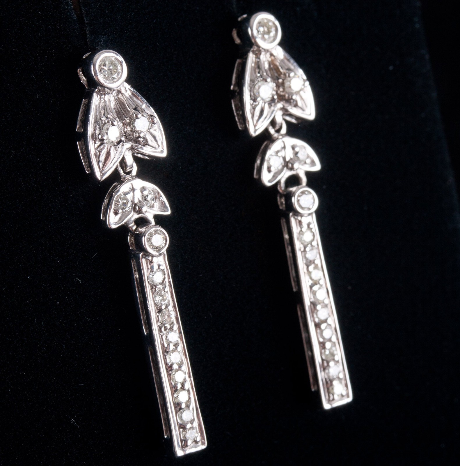 14k White Gold Round H-I SI1-SI2 Diamond Dangle Earrings .49ctw 4.98g