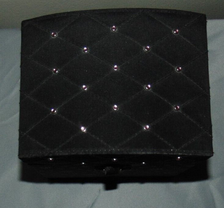 Mary Kay Exclusive Jewelry Box Black Velvet Lining Jeweled Crown