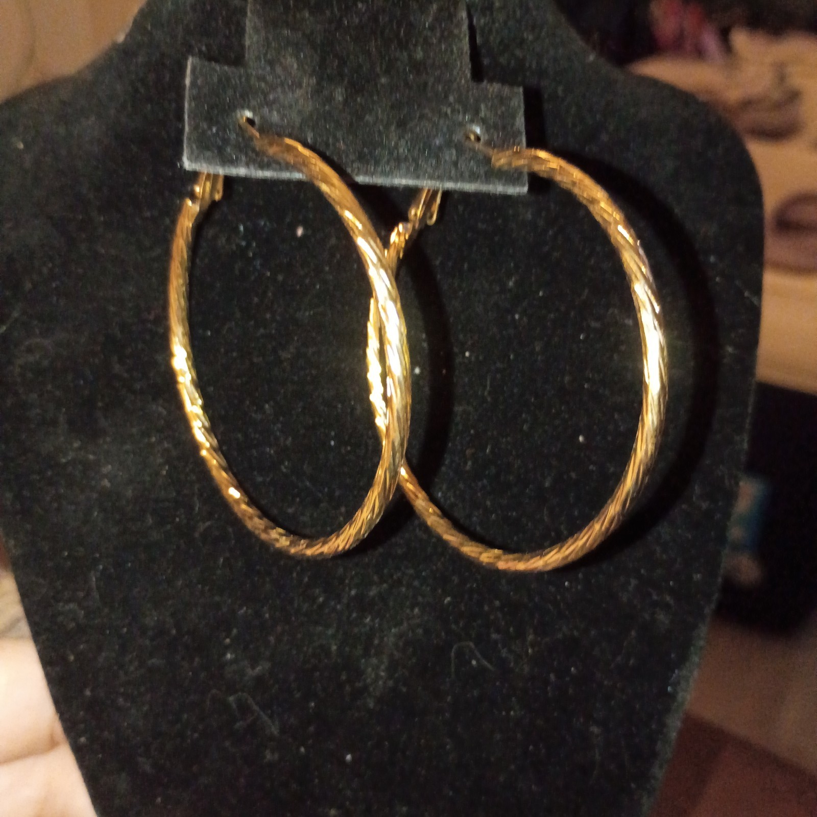 Gold Tone Textured Twisted Round Hoop Wire Earrings Metal Lobe No Stone