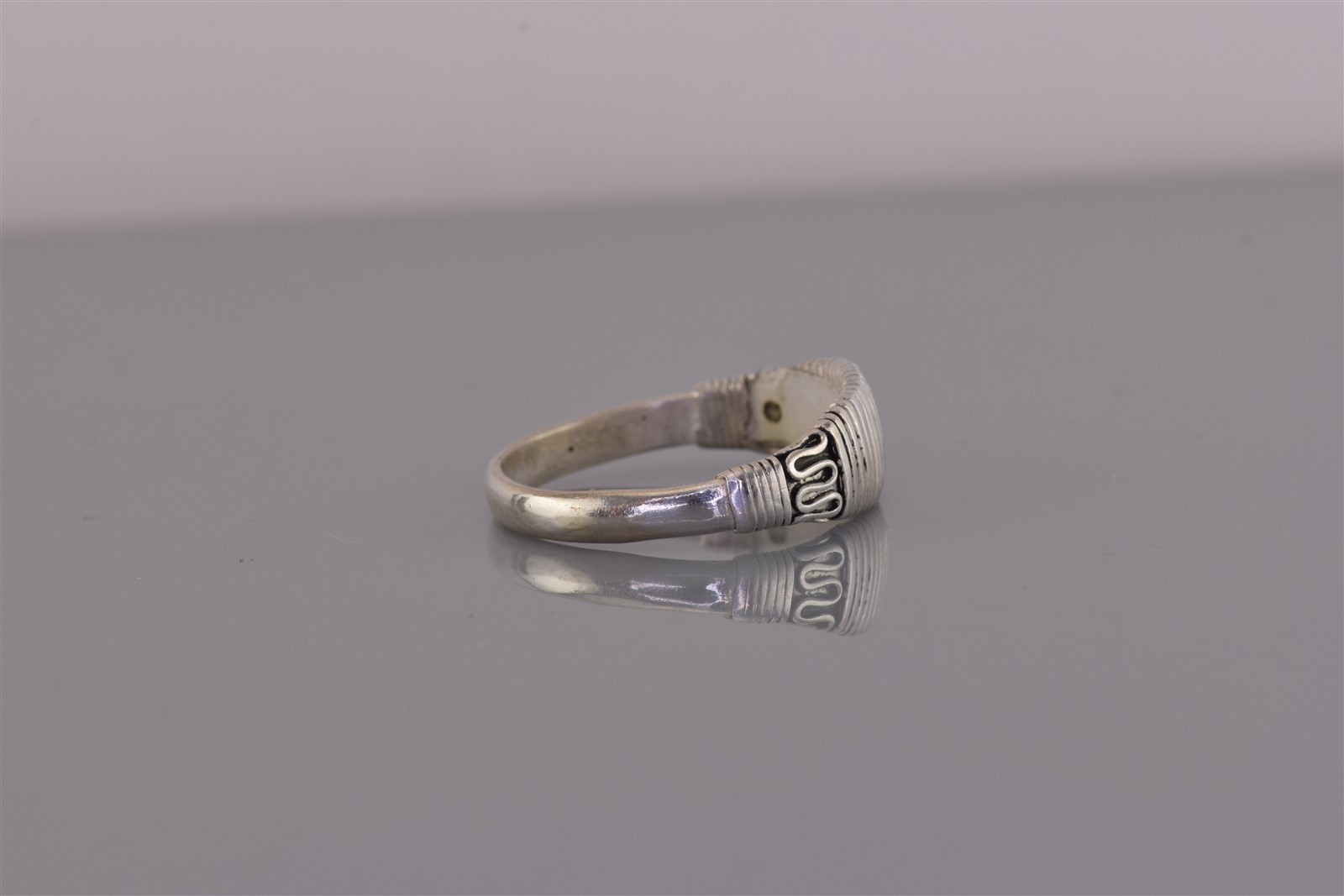 Sterling Silver 6mm Balinese Themed Looped Collar Wrapped Band Ring 925 Sz: 8