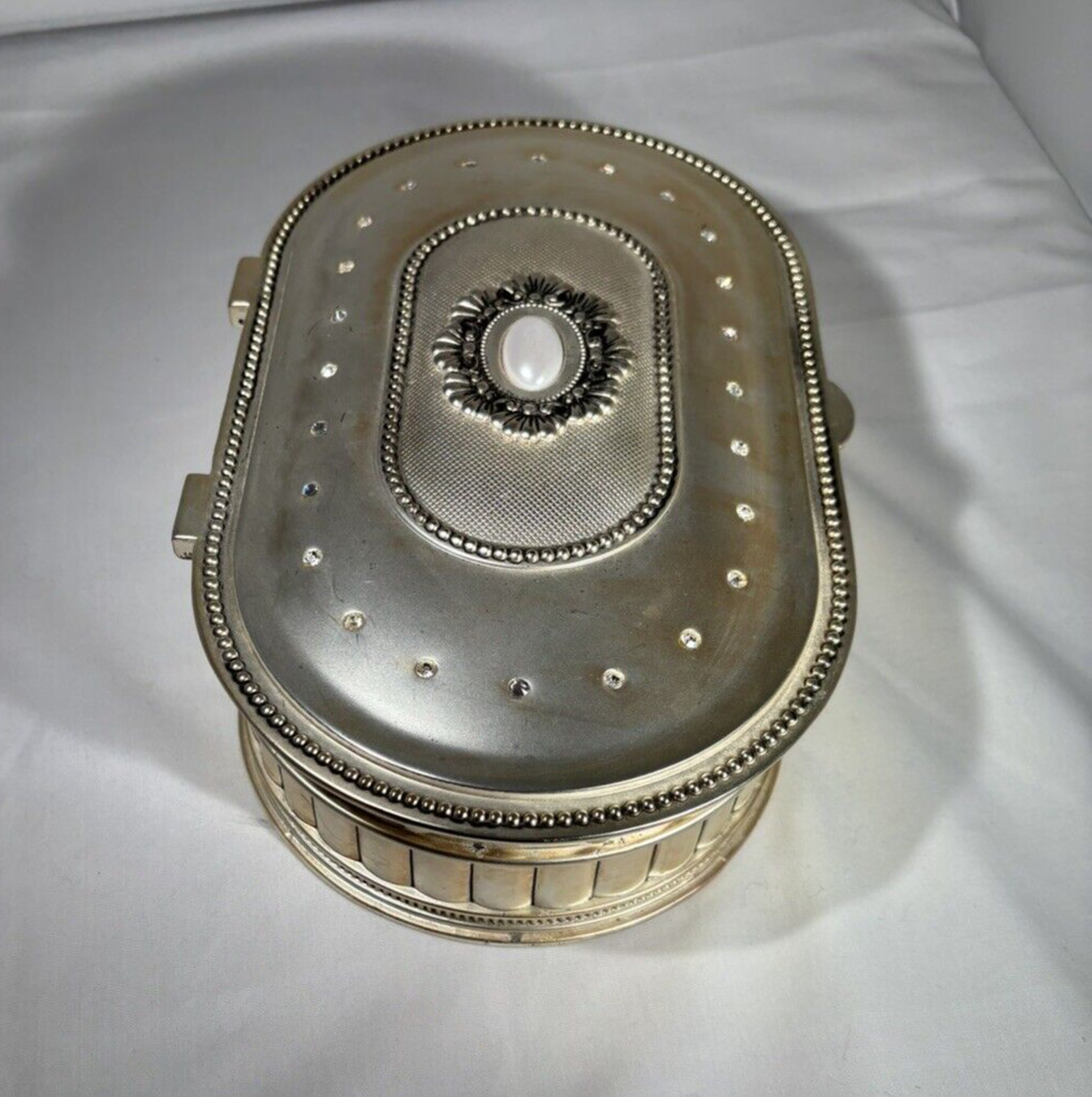 Vintage Godinger Silver Jewelry box 9 1/2″W x 6″L x 2″H Ornate Pearl Silver