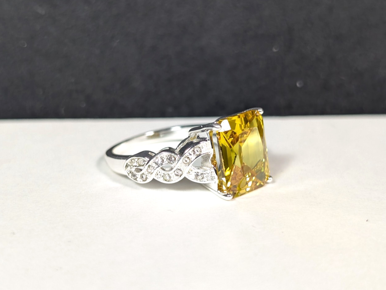 Faux Citrine Colored Gemstone Ring Silver Tone Rhinestone Size 8 Emerald Cut