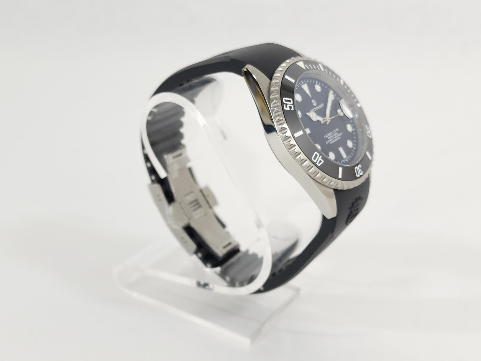 Steinhart Ocean 1 Black Ceramic Swiss Diver Watch 42mm Silicone Band 103-1079