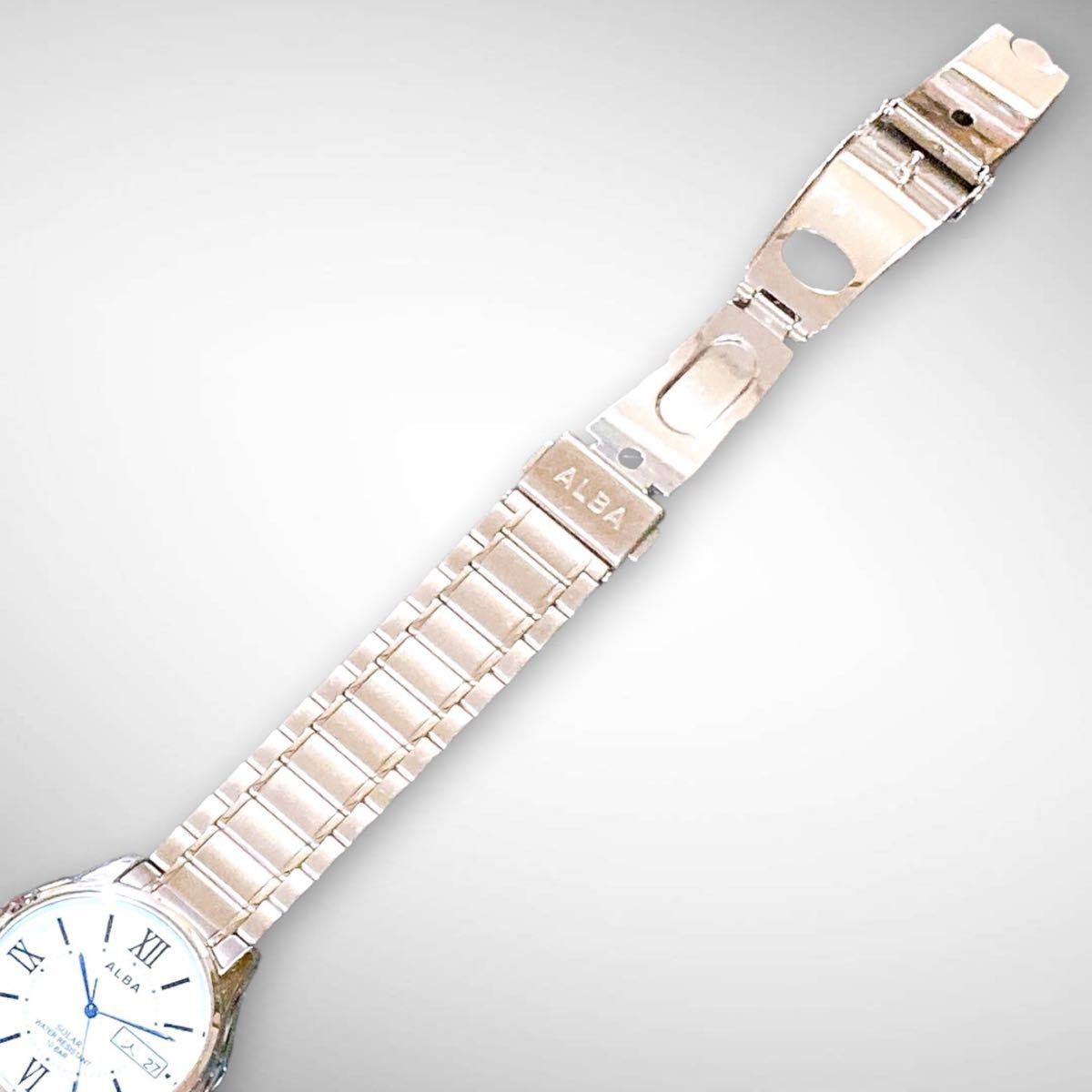 Working SEIKO Alba Solar Watch Day Date Three Hands Water Resistant Quartz SEIKO