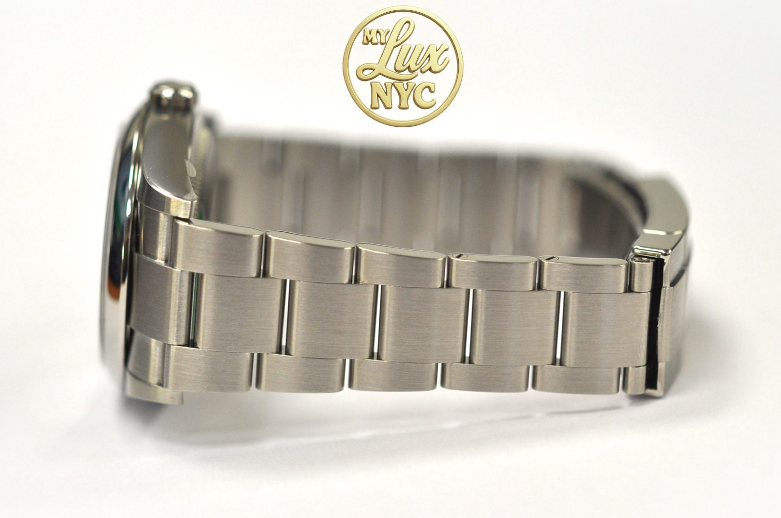 2026 New, unworn Rolex Oyster Perpetual 36mm 126000 Pistachio Dial, Full Set.