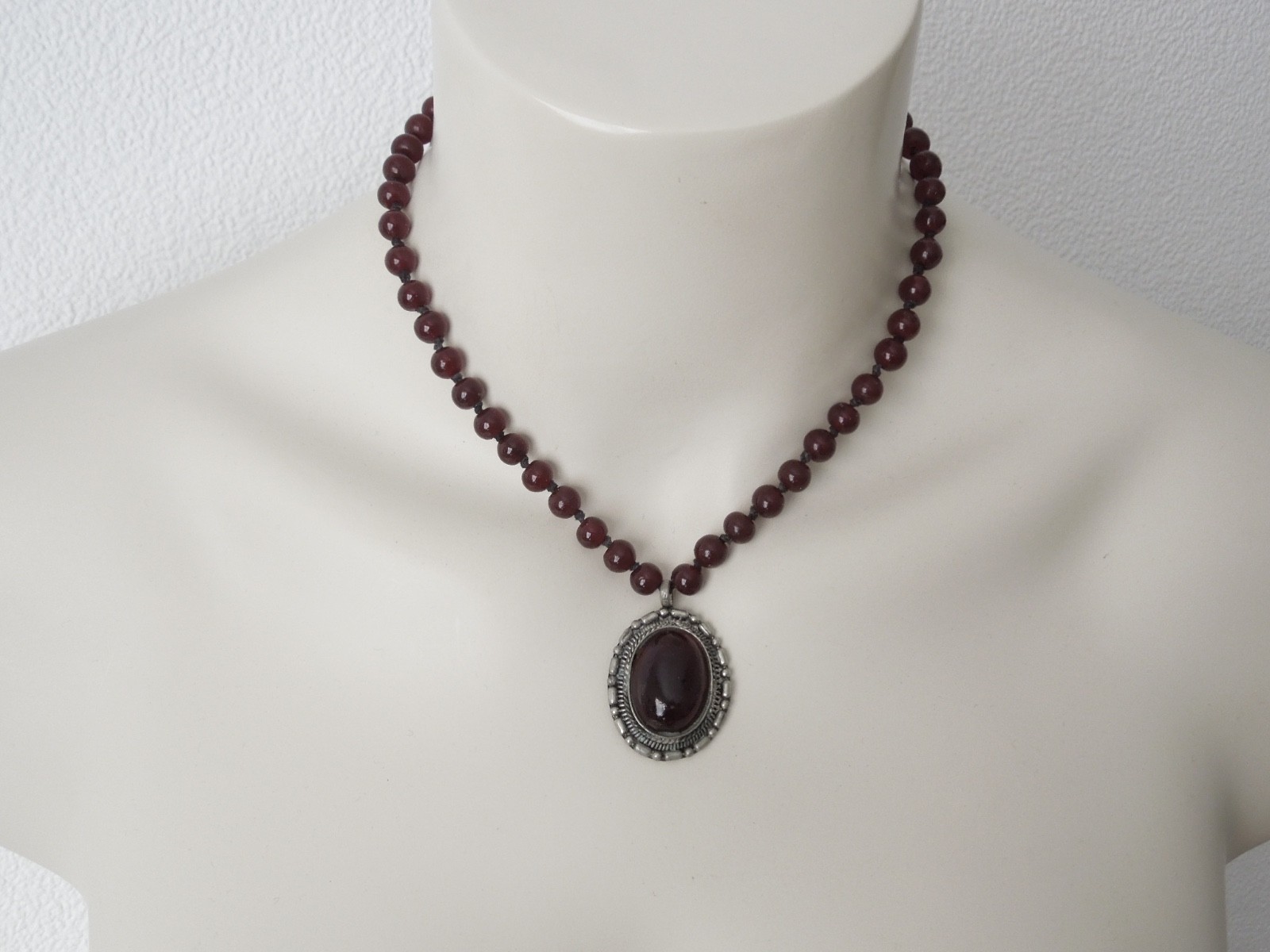 Necklace Collier Dark Red Pendant Glass? Bordeaux 33.2 G/42-47 Cm