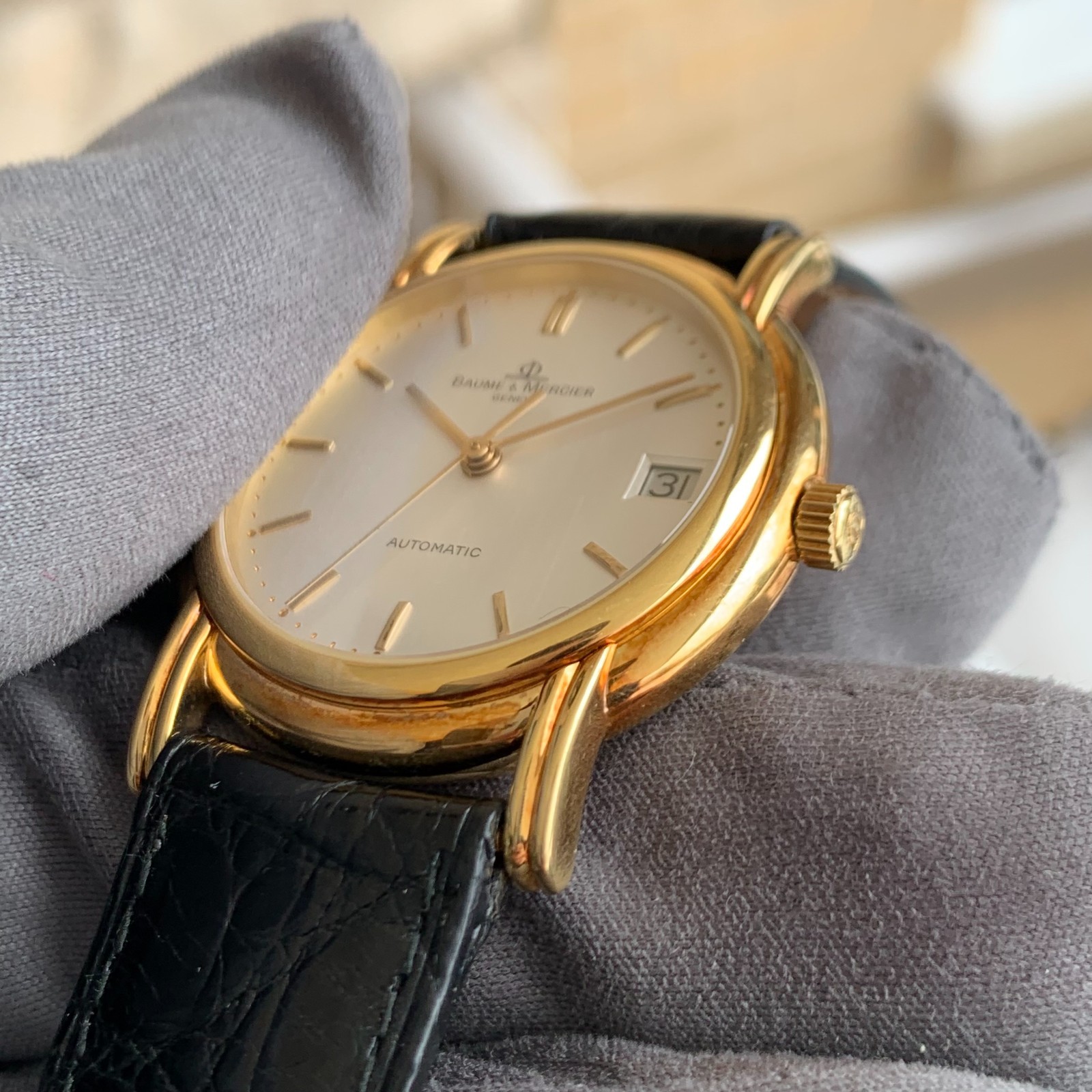 Baume & Mercier 18K Solid Gold Fancy Lugs Automatic Ref. 35600 – Wristwatch