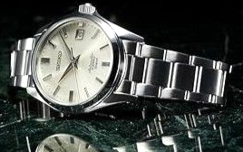 SEIKO Selection SZSB011 Automatic 23 Jewels Dress Watch Cream Dial Steel 39.9mm