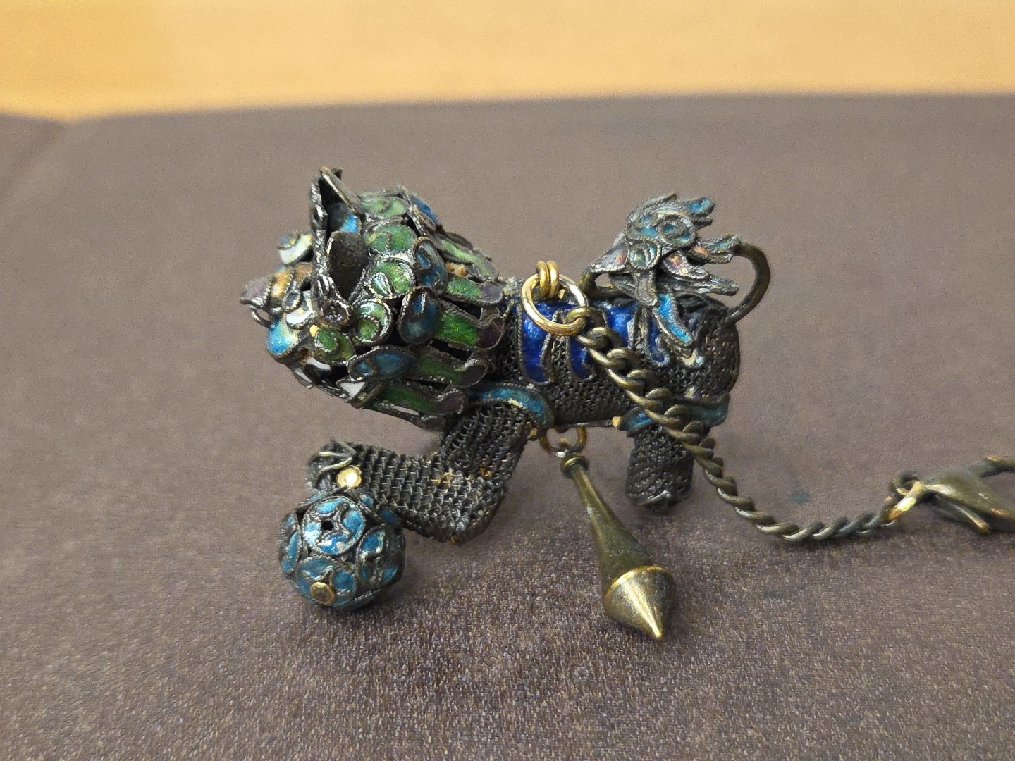VINTAGE CHINESE EXPORT FU DOG FIGURAL NECKLACE EXTENDER