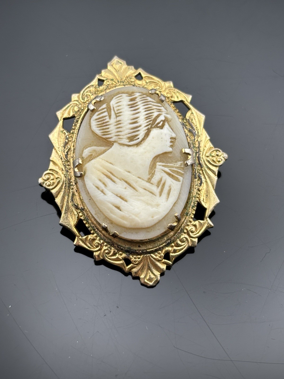 Unique Vintage Gold Plated ? Cameo Brooch Old Shell Carving Some Tarnish Damage?