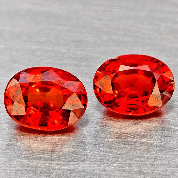 Natural Orange Red Spessartine Garnet 1.13 Ct. 2 Pcs Oval Shape 5.5 x 4.2 Mm