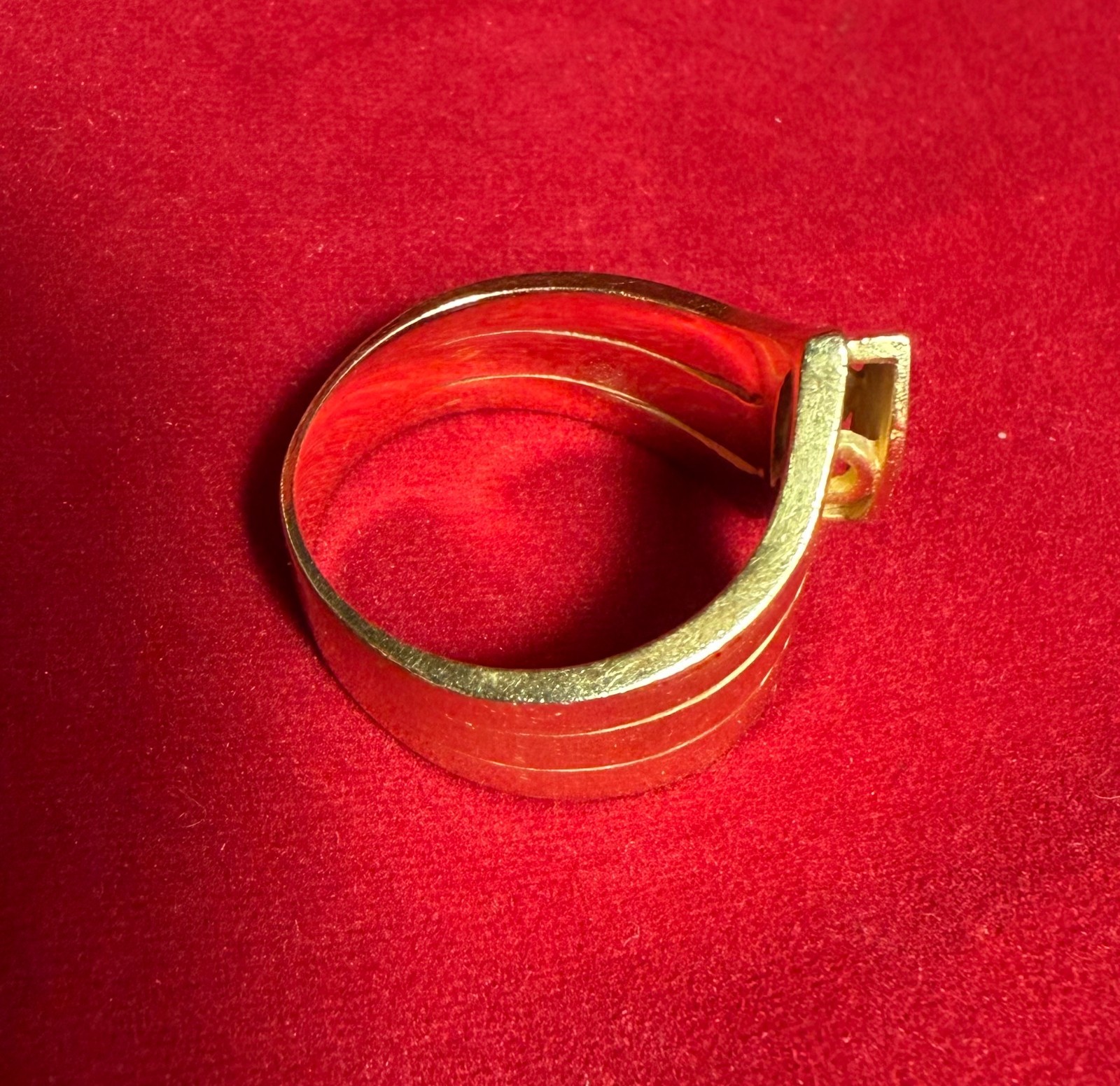 14K Gold 8.8 Grams Woman’s Ring W/Raised Mounting for Center Stone Custom Made