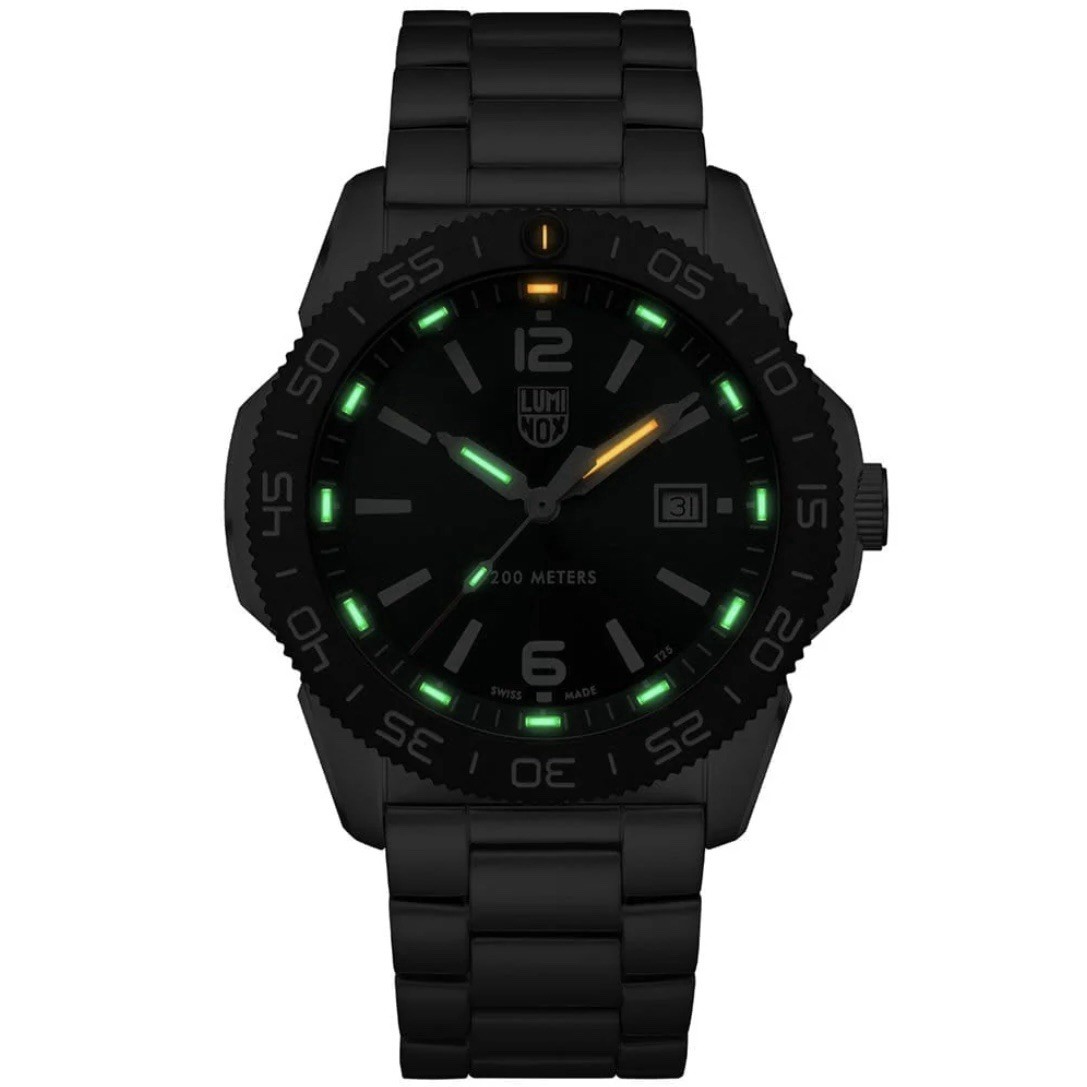 Swiss Luminox XS.3137 Pacific Diver Green Dial Tritium Stainless Mens 44mm Watch