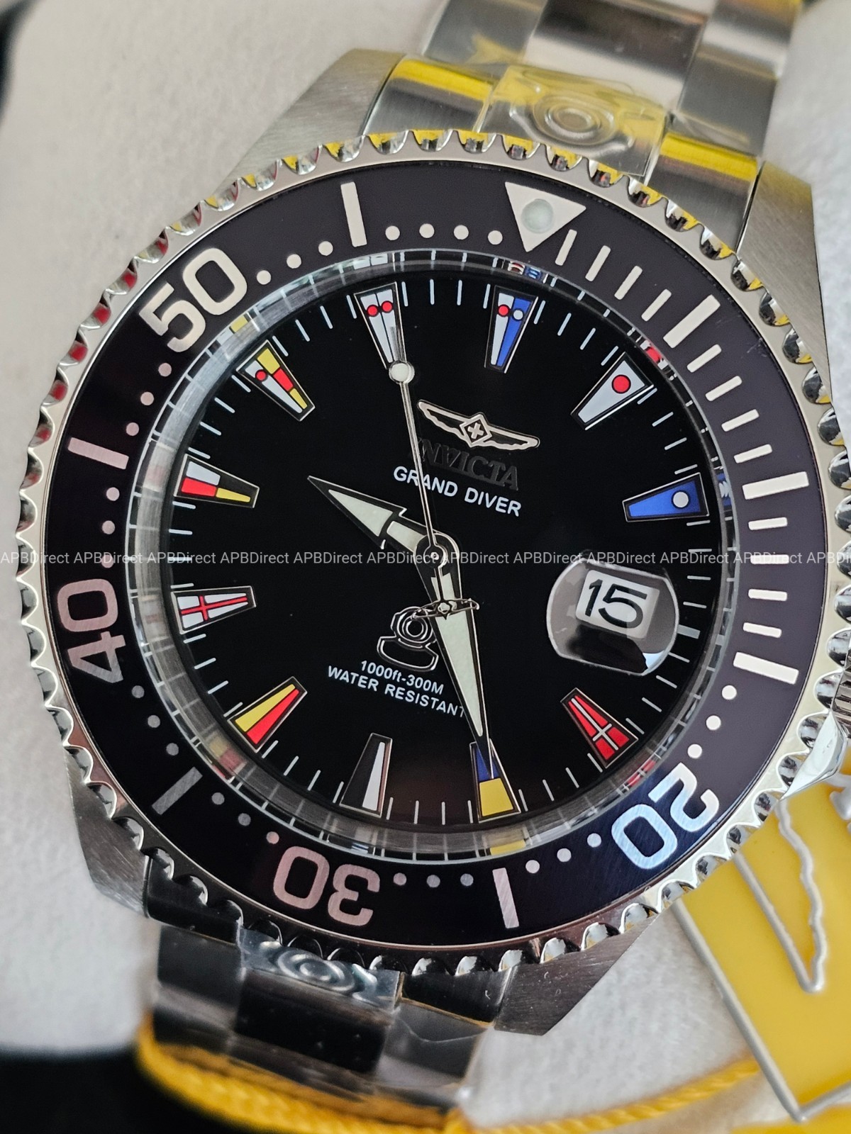 Invicta – Grand Diver – NAUTICAL FLAGS – 300m Automatic Flame-Fusion mens watch