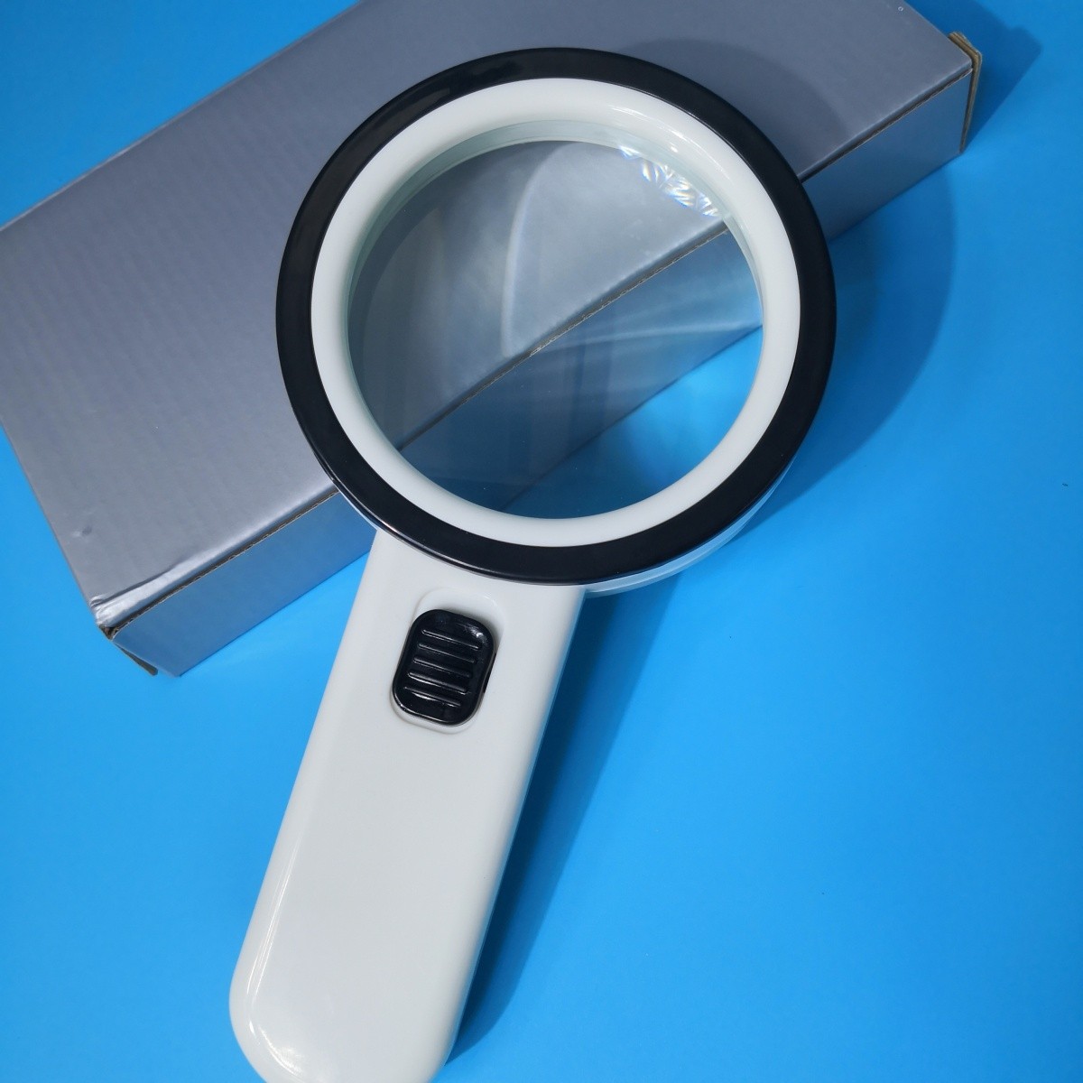30X Jumbo Handheld Magnifying Glass w/ 12 Bright LED Light Magnifier Illuminated